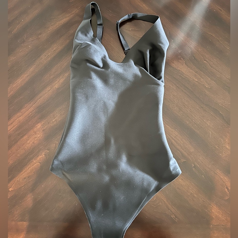 Skims unlined deep plunge bodysuit